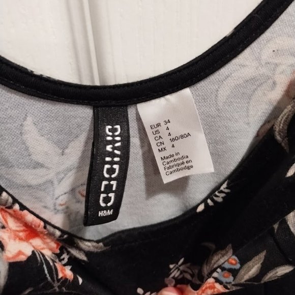 DIVIDED H&M Tank Fit and Flare Tank Dress size 4 - Picture 2 of 5